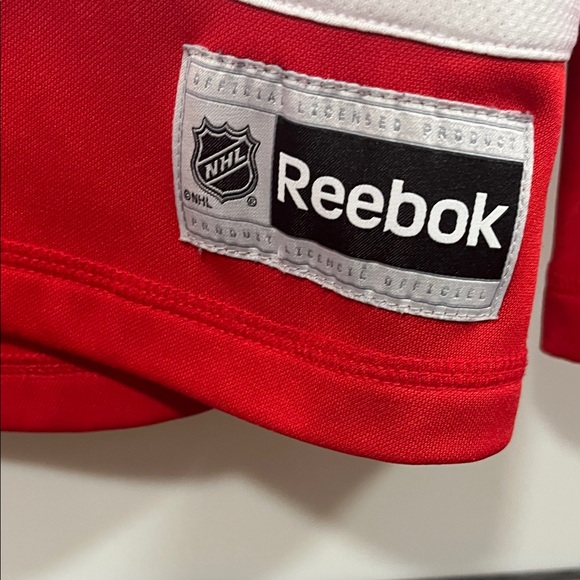 Reebok Washington Capitals pullover jersey hoodie Women's Size Small Red - Picture 3 of 8